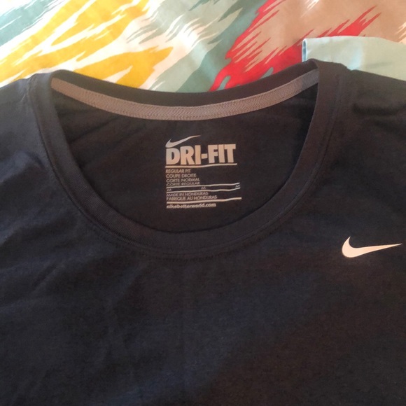 Two Nike Dri-Fit - Picture 3 of 10